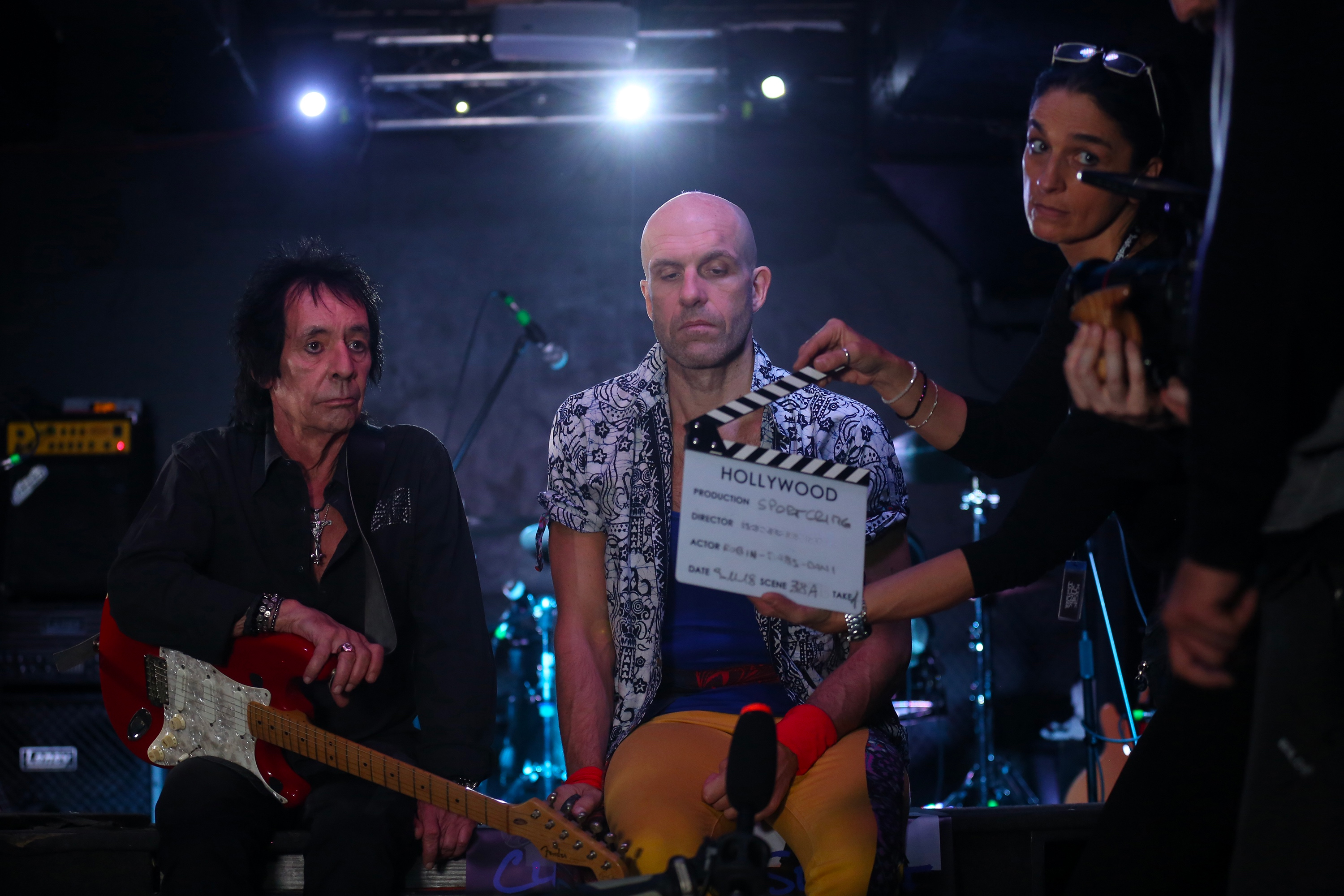 Luca Tramontin sul set con Robin Le Mesurier, storico chitarrista di Rod Stewart e Johnny Hallyday_Ph. Pino Fama (1)